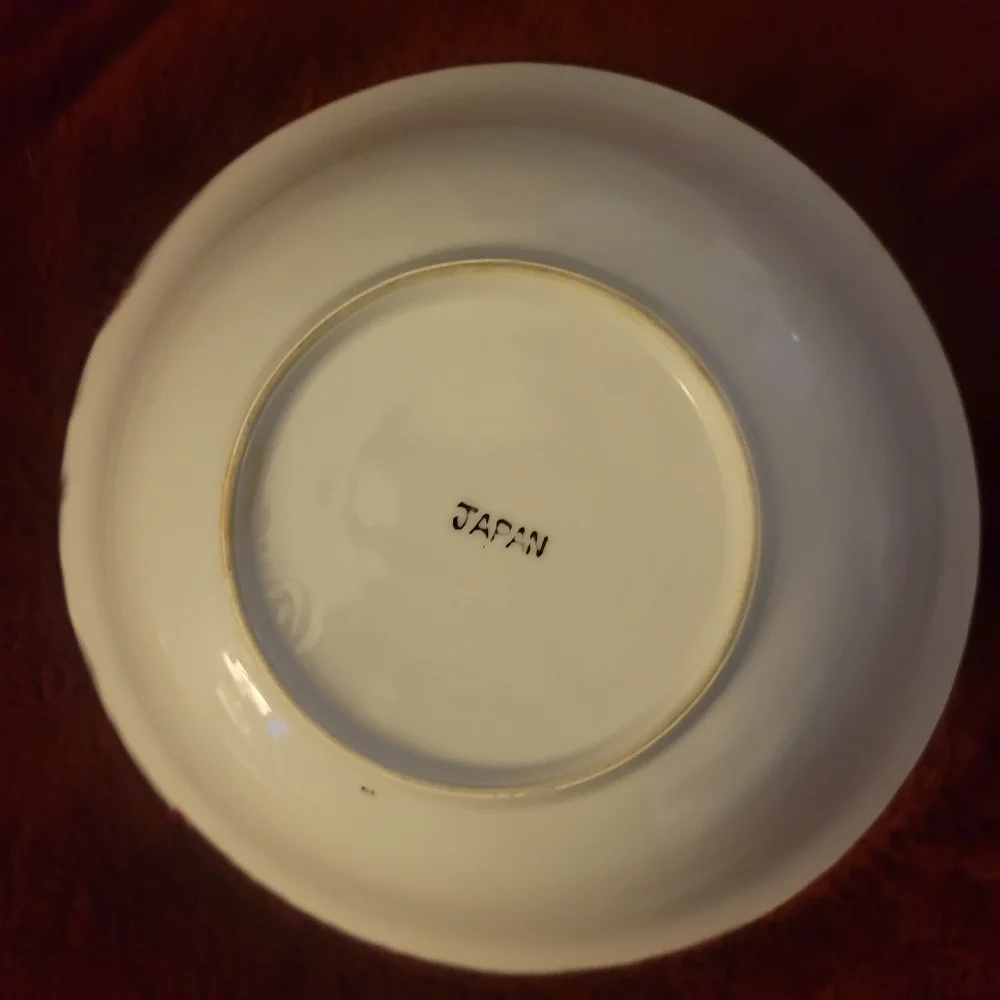 Vintage Westwood Bone China Elegant Lusterware Floral Gold Rim Serving Bowl‎